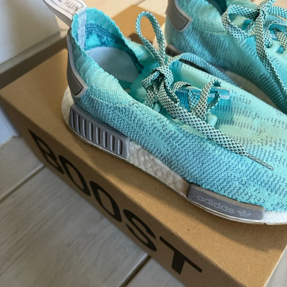 Adidas NMD R1 Energy Aqua